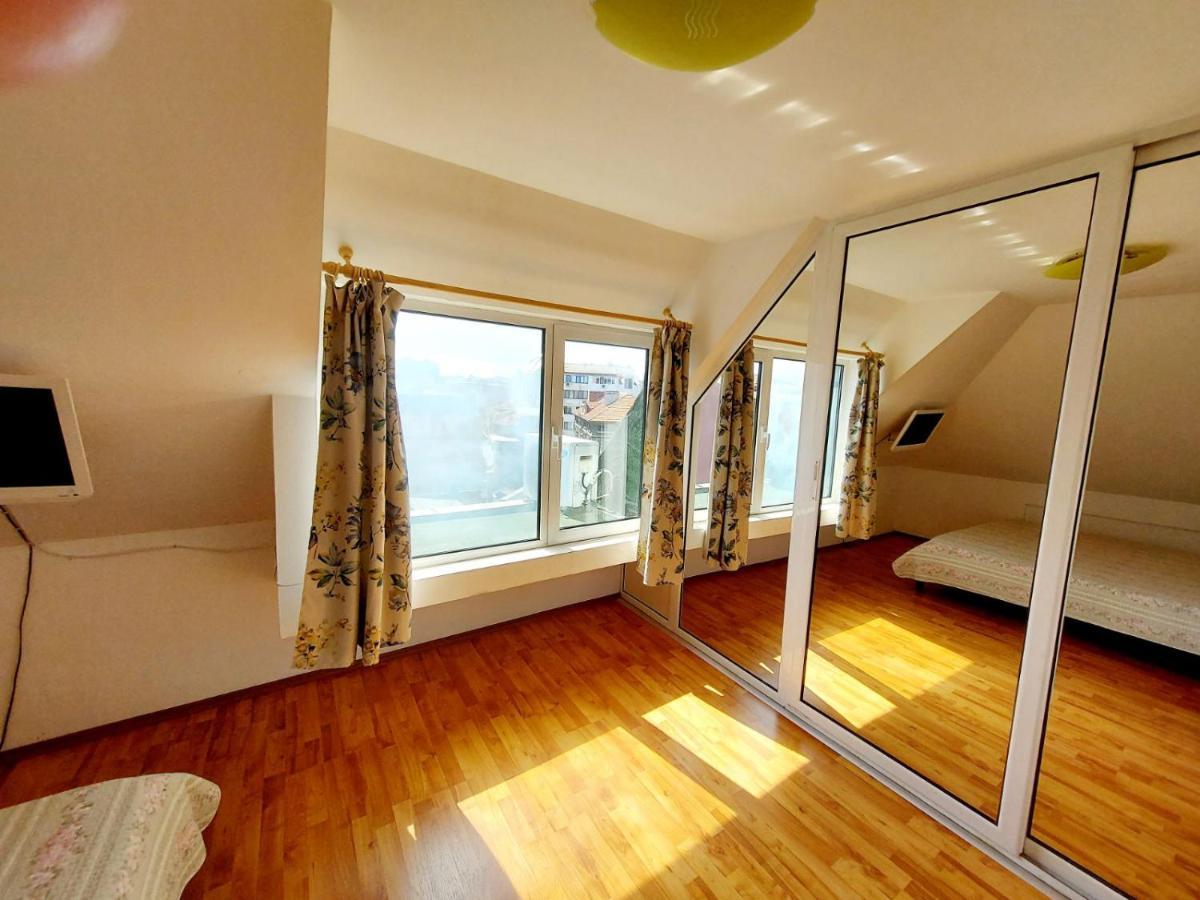 Comfort Flat Burgas Exterior photo